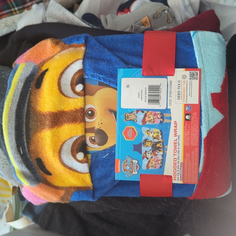 Paw Patrol hooded towel